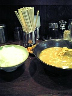 本郷亭のラーメン